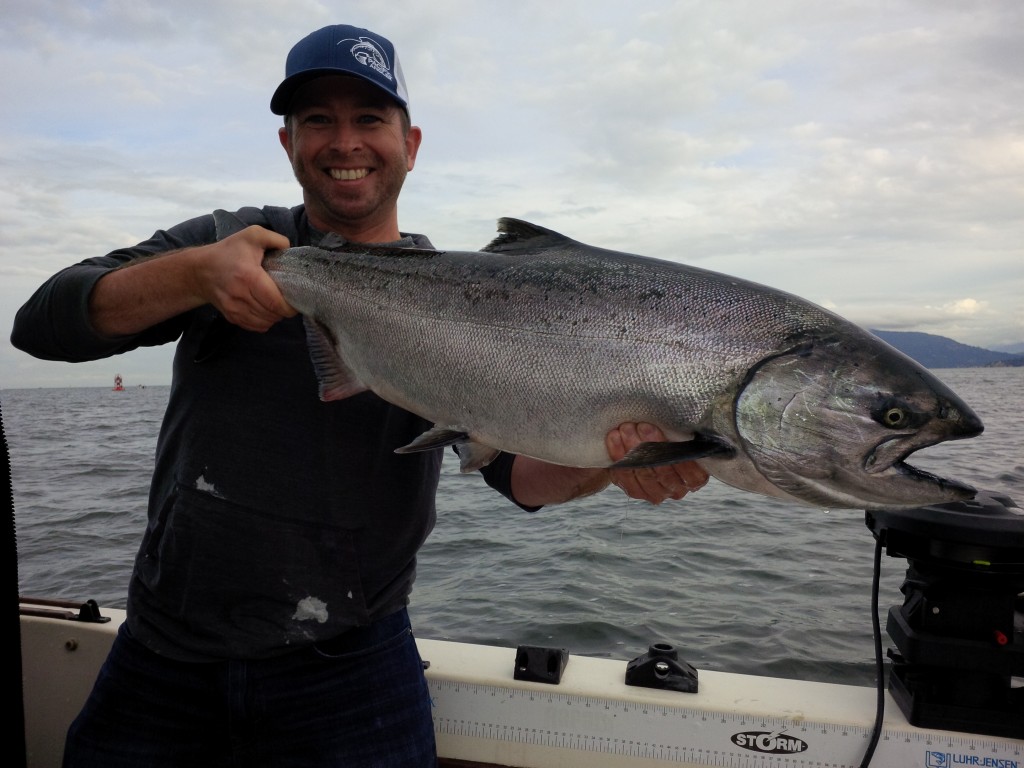 Bryce with his biggest Chinook of the year off the Bell Buoy!