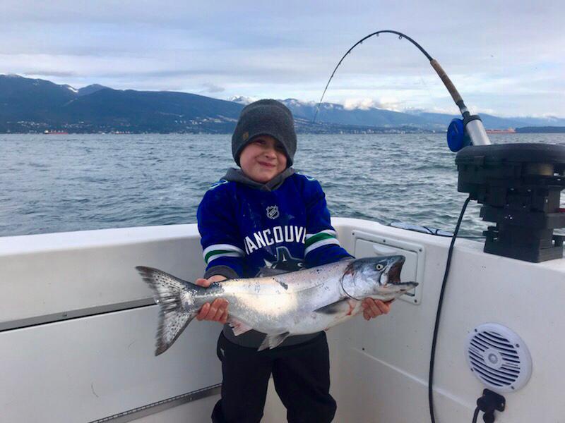 Kids_Salmon_Fishing_Vancouver