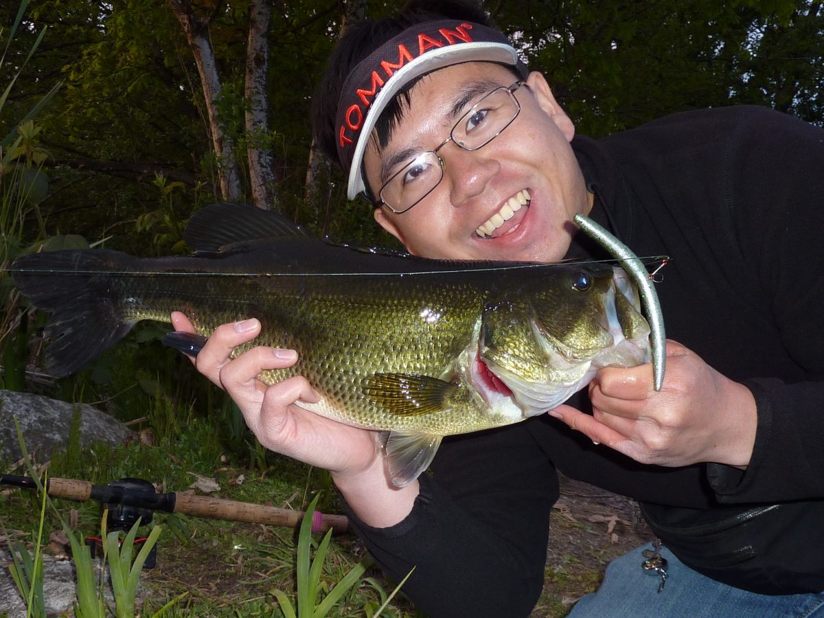 lake_fishing_senko_caught_bass