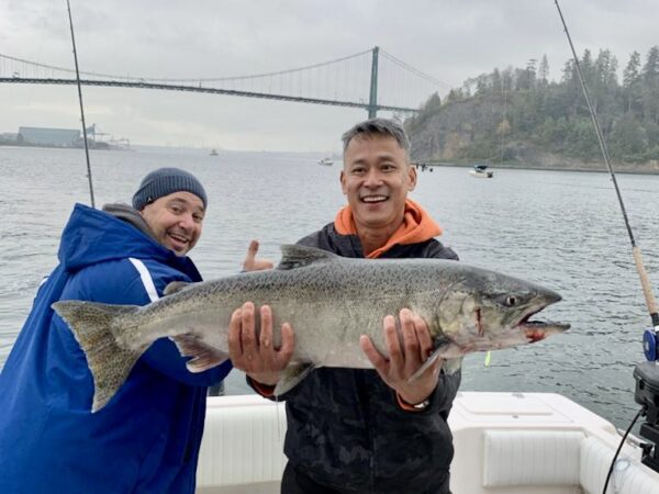 Vancouver_salmon_fishing_Capilano_Chinook_Sept'22