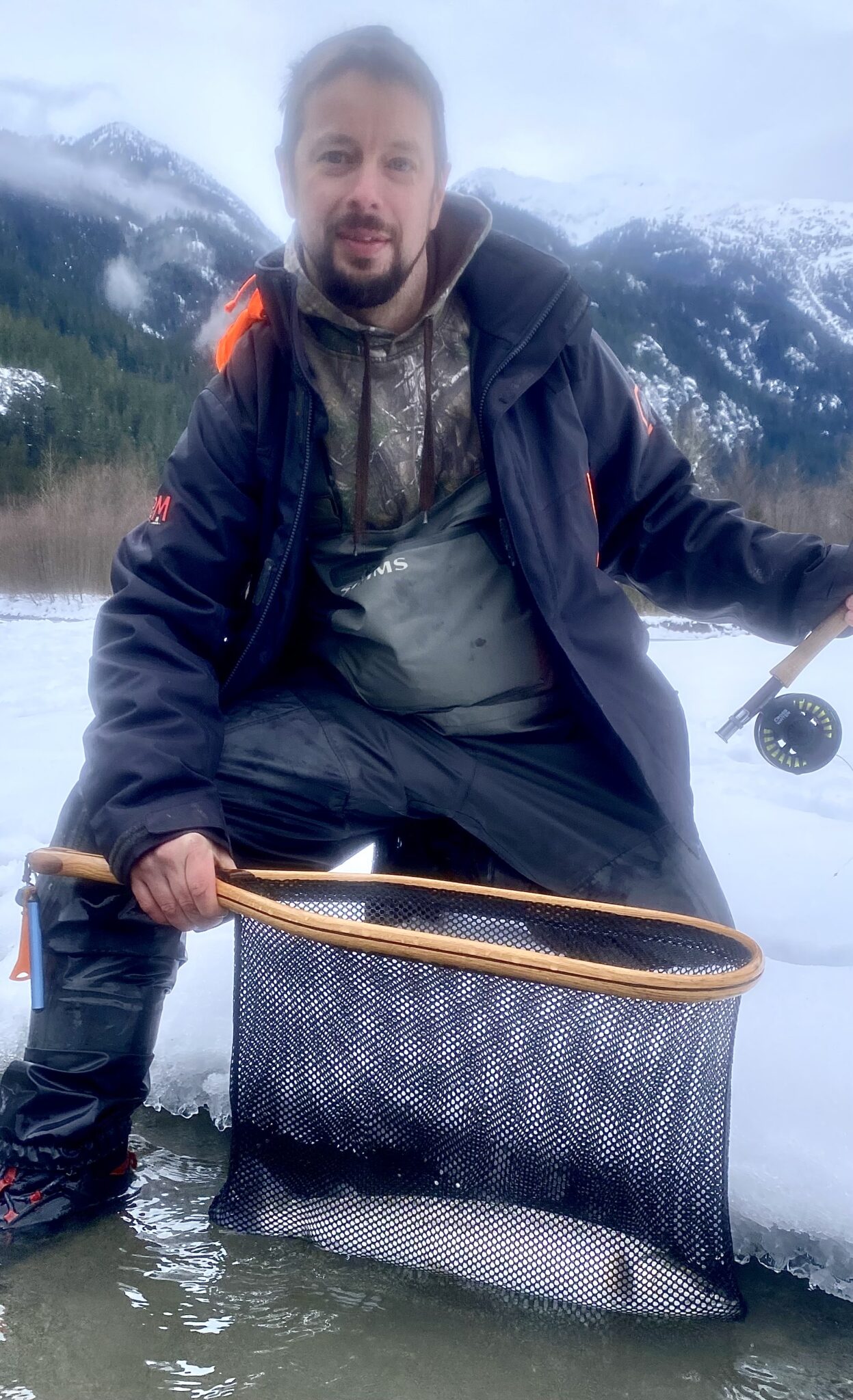 Squamish_river_Fishing