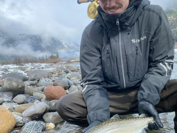 Fly_fishing_river_Squamish_Bulltrout_March'24